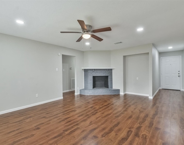 23102 Wintergate Drive - Photo Thumbnail 4