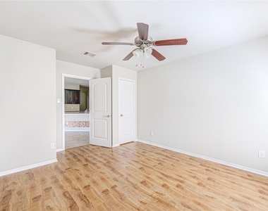 29222 Dunns Creek Court - Photo Thumbnail 18