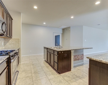 29222 Dunns Creek Court - Photo Thumbnail 9