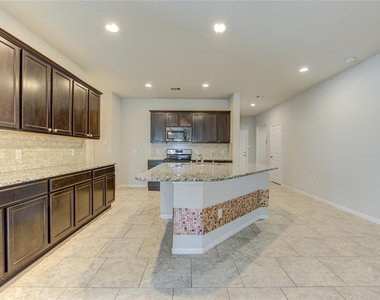 29222 Dunns Creek Court - Photo Thumbnail 7