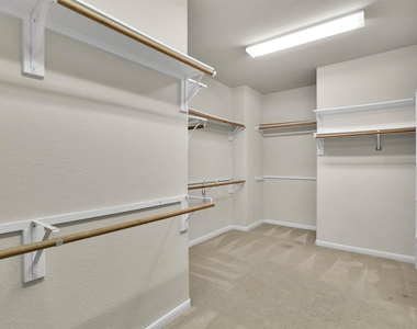 7 Caelin Court - Photo Thumbnail 31