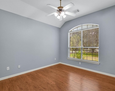 7 Caelin Court - Photo Thumbnail 24