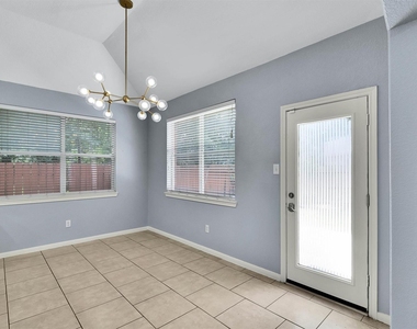 7 Caelin Court - Photo Thumbnail 14