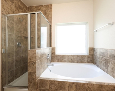 4155 Falvel Cove Drive - Photo Thumbnail 29