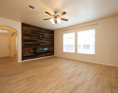 4155 Falvel Cove Drive - Photo Thumbnail 32