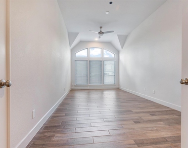 30527 Watershed Way - Photo Thumbnail 22