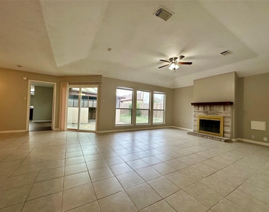 8514 Fawn Terrace Drive - Photo Thumbnail 15