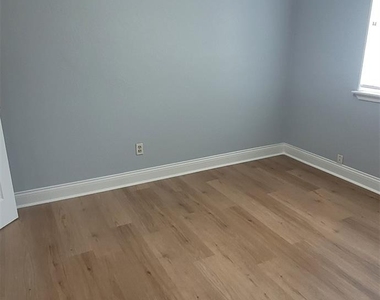 4523 Stallion Brook Lane - Photo Thumbnail 12