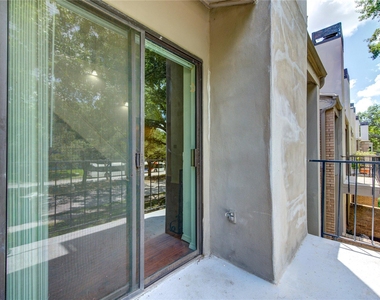 10811 Richmond Avenue - Photo Thumbnail 24