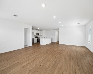 21583 Casavatore Dr - Photo Thumbnail 8
