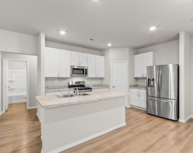 2637 Shady Cedar Court - Photo Thumbnail 8