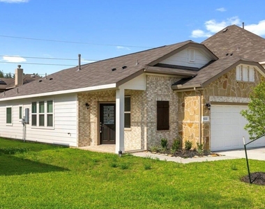 6222 Prince Place Drive - Photo Thumbnail 1