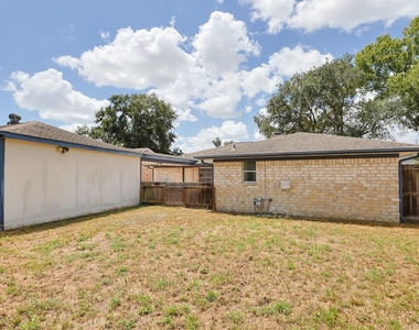 815 Park Meadow Drive - Photo Thumbnail 29