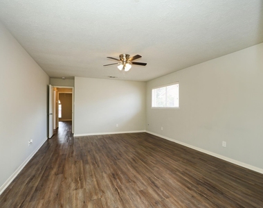 815 Park Meadow Drive - Photo Thumbnail 22