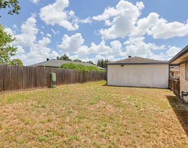 815 Park Meadow Drive - Photo Thumbnail 31