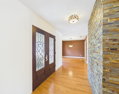 12842 Westmere Drive - Photo Thumbnail 2