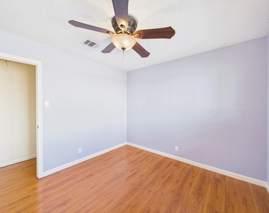 12842 Westmere Drive - Photo Thumbnail 25