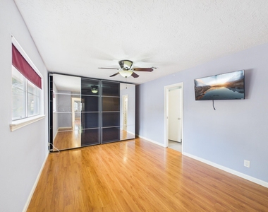 12842 Westmere Drive - Photo Thumbnail 26