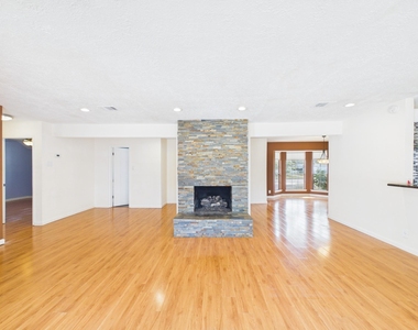 12842 Westmere Drive - Photo Thumbnail 12