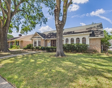 12842 Westmere Drive - Photo Thumbnail 37