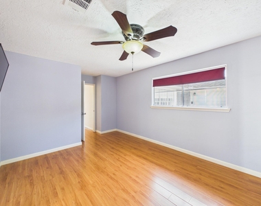 12842 Westmere Drive - Photo Thumbnail 28
