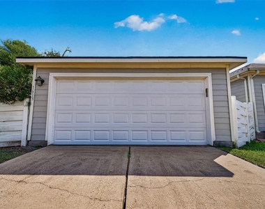 1613 Palcio Real Drive - Photo Thumbnail 39