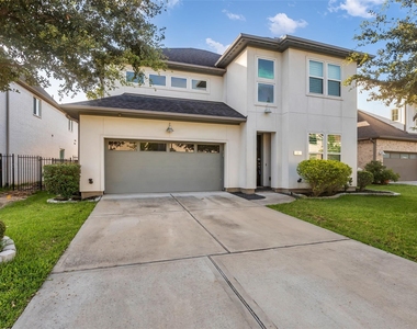 16 Clearview Terrace Place - Photo Thumbnail 2