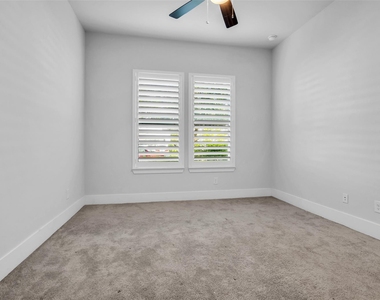 16 Clearview Terrace Place - Photo Thumbnail 35
