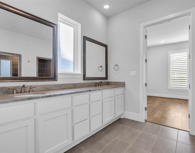 16 Clearview Terrace Place - Photo Thumbnail 24
