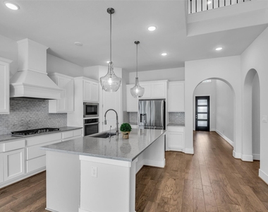 16 Clearview Terrace Place - Photo Thumbnail 9