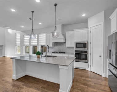 16 Clearview Terrace Place - Photo Thumbnail 8