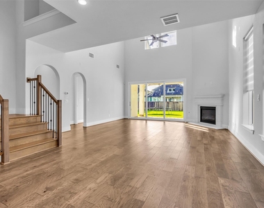 16 Clearview Terrace Place - Photo Thumbnail 13