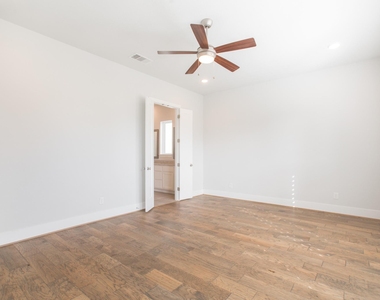 16 Clearview Terrace Place - Photo Thumbnail 21