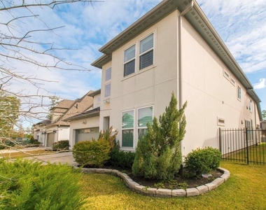 16 Clearview Terrace Place - Photo Thumbnail 3