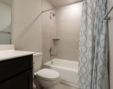 27479 Vivace Drive - Photo Thumbnail 23