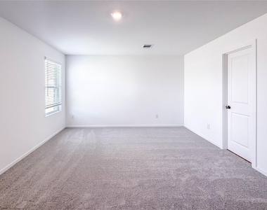 3005 Highbank Drive - Photo Thumbnail 14