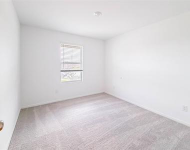 3005 Highbank Drive - Photo Thumbnail 11