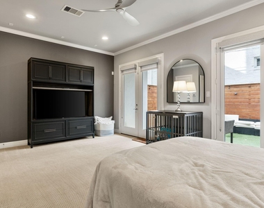 306 W Saulnier Street - Photo Thumbnail 8