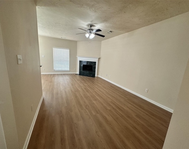 1138 Evandale Lane - Photo Thumbnail 6