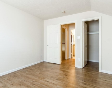 1138 Evandale Lane - Photo Thumbnail 21