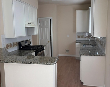 1138 Evandale Lane - Photo Thumbnail 10