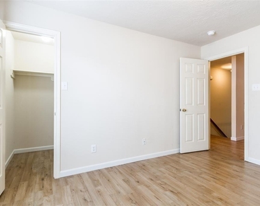 1138 Evandale Lane - Photo Thumbnail 24
