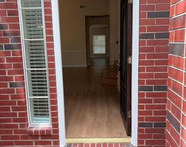 1138 Evandale Lane - Photo Thumbnail 3