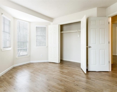 1138 Evandale Lane - Photo Thumbnail 27