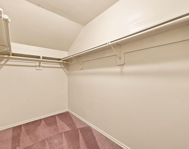 16551 Pentonshire Lane - Photo Thumbnail 36