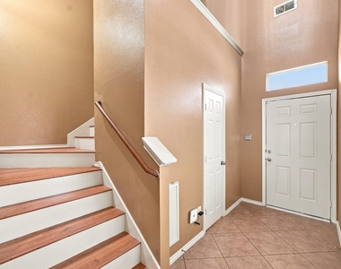 16551 Pentonshire Lane - Photo Thumbnail 9