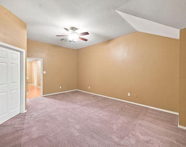 16551 Pentonshire Lane - Photo Thumbnail 30
