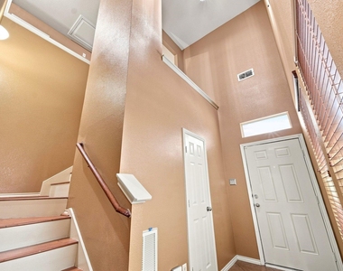 16551 Pentonshire Lane - Photo Thumbnail 23
