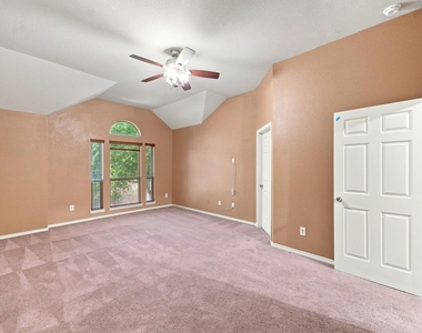 16551 Pentonshire Lane - Photo Thumbnail 31