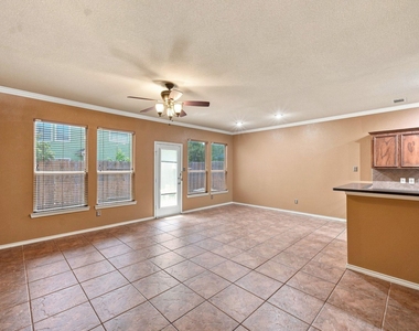 16551 Pentonshire Lane - Photo Thumbnail 10
